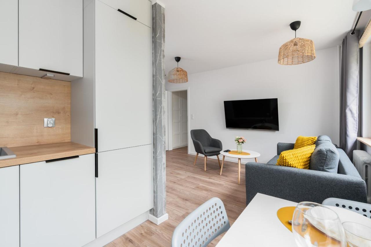 Apartment View With Balcony Winogrady By Renters Poznan