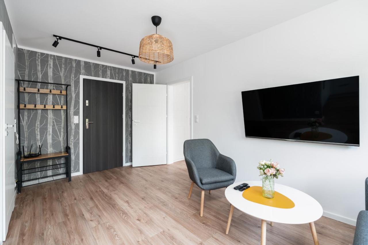 View With Balcony Winogrady By Renters Leilighet